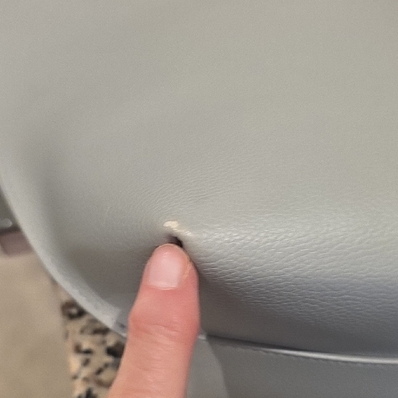 Christian Siriano Elegant Gray Tote - Picture 6 of 10